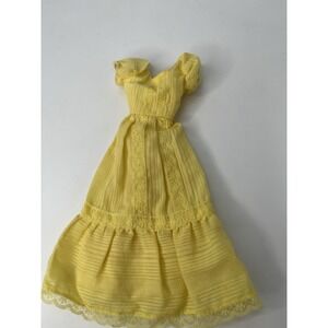 Vintage 1981 Mattel Barbie Yellow Lace Maxi Dress Magic Curl #3856 Peasant Dress